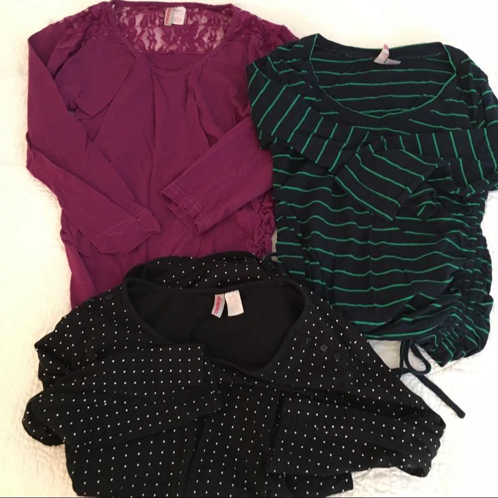 Lot of maternity tops